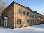 Продаются 2 (два) Здания и 3 (три) нежилых помещения,               г. Красноярск, ул. Малиновского, 19